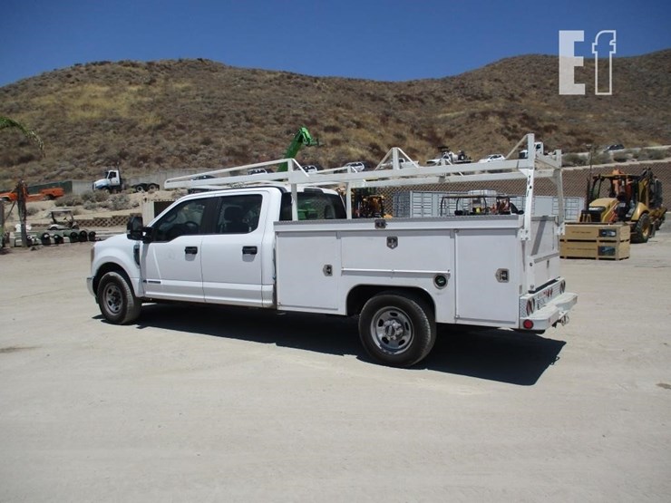 2018-ford-f350-image-4
