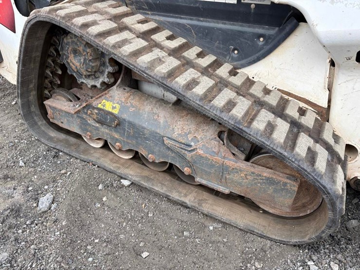 2021-bobcat-t66-image-9