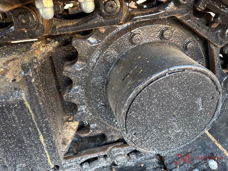 2021-caterpillar-305.5e2-image-13