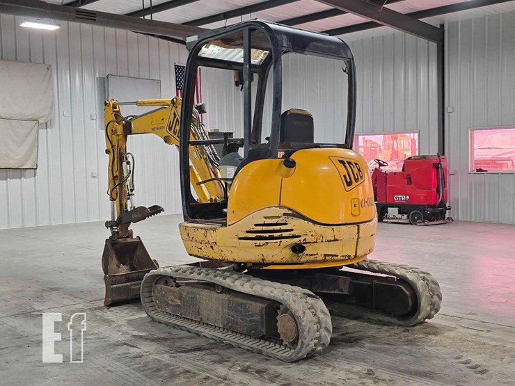jcb-8032-image-4