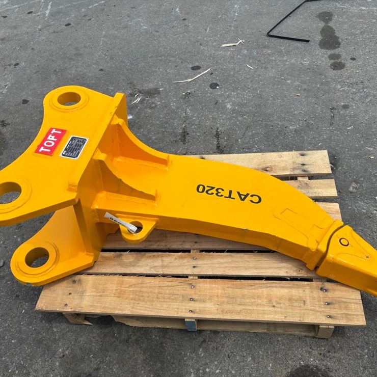 CATERPILLAR 320