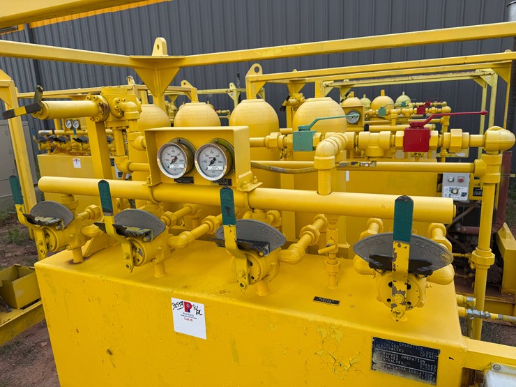 meyer-3k-wp-diesel-powered-4-station-accumulator-closing-unit,-skidded-image-11