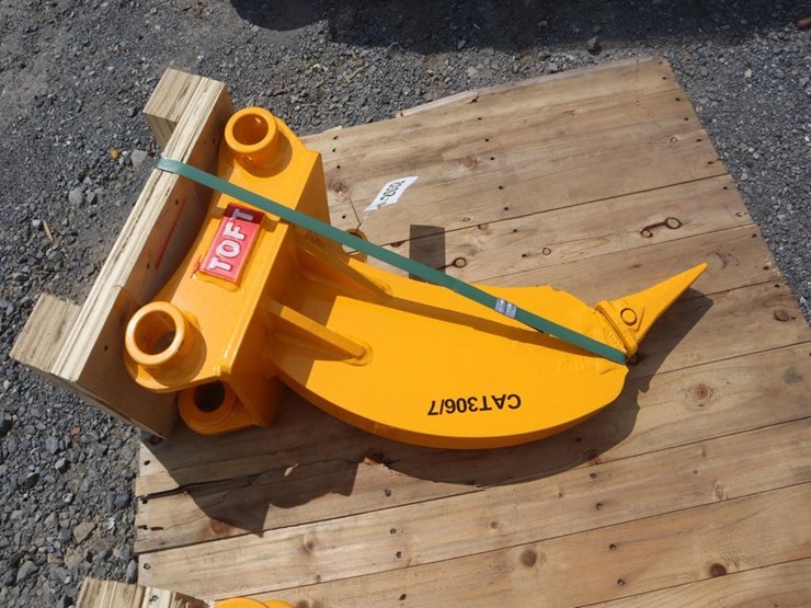 caterpillar-305-image-4