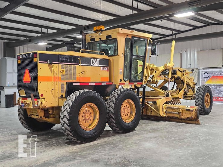 2005-caterpillar-143h-image-3