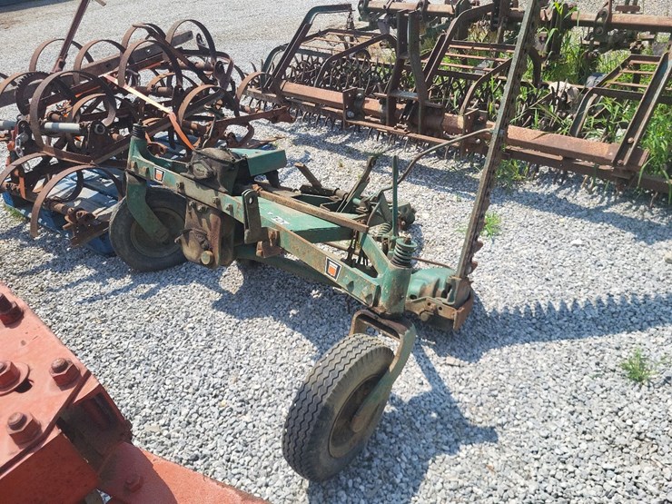oliver-82--2-point-sickle-mower-image-6