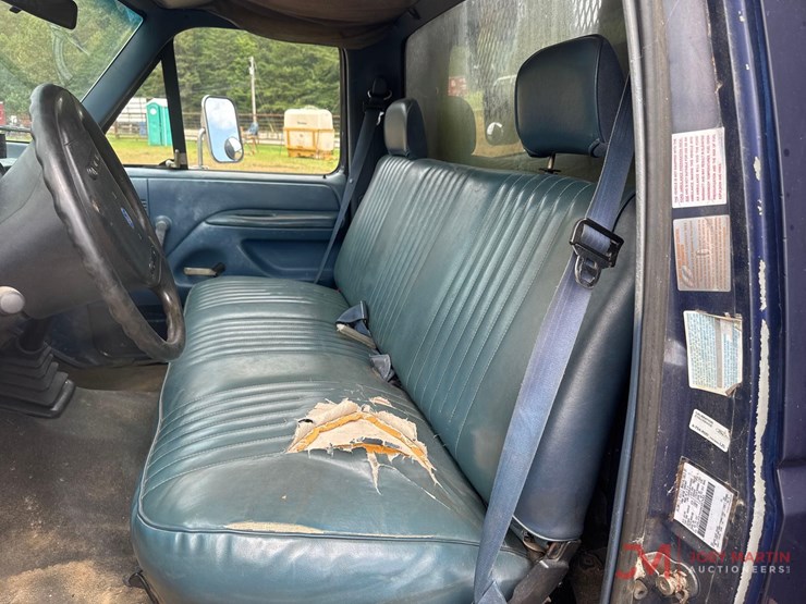 ford-f350-xl-image-10