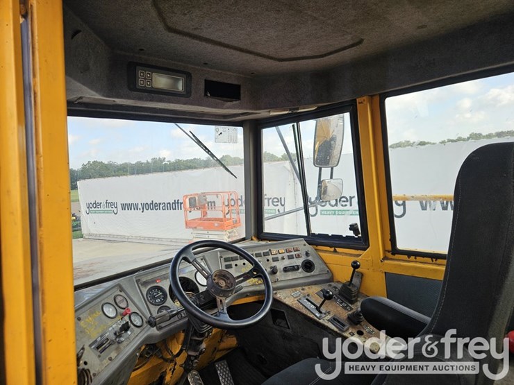 volvo-a25c-image-23