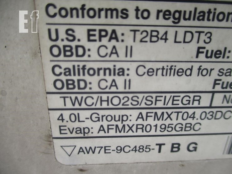 2010-ford-explorer-xlt-image-6