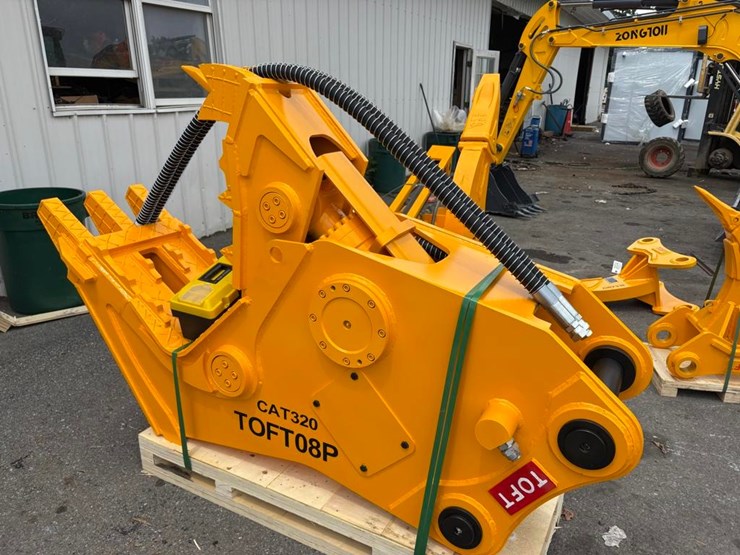 caterpillar-320-image-1