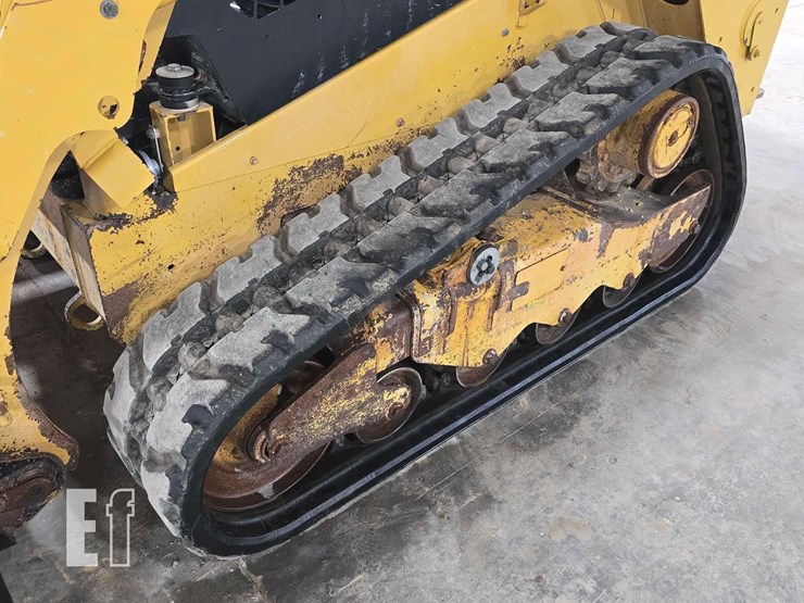 2022-caterpillar-259d3-image-30