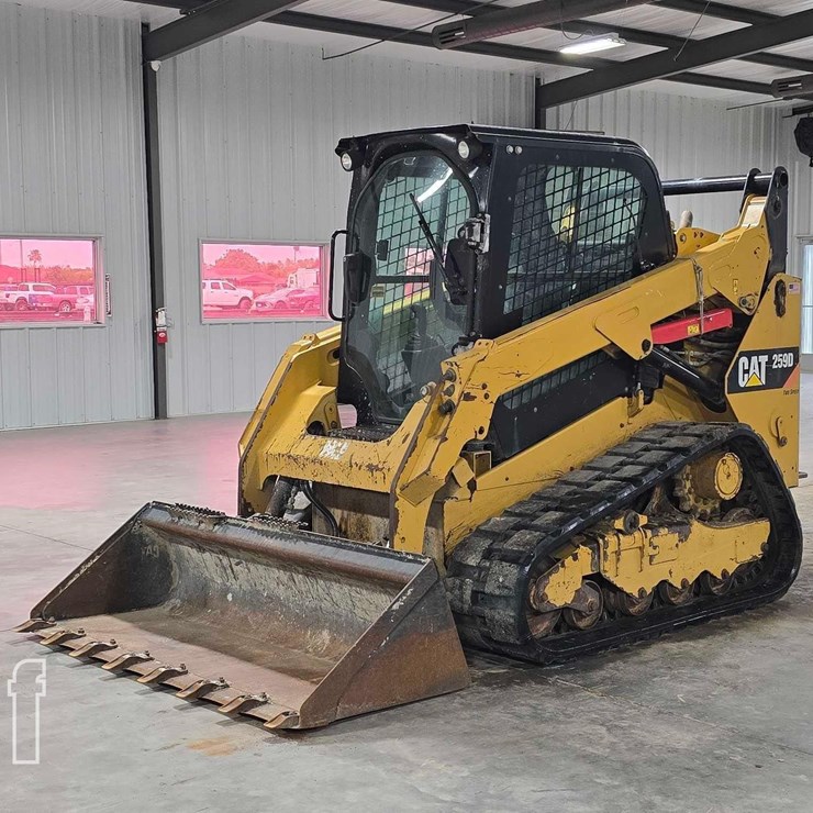 2015 CATERPILLAR 259D