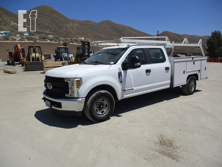 2018-ford-f350-image-1