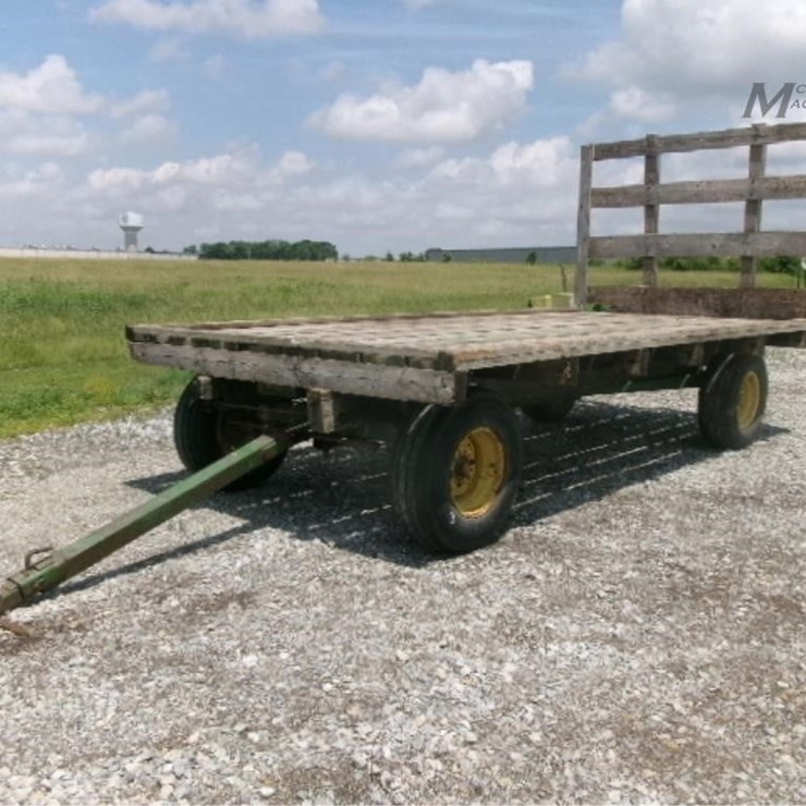 HAY WAGON 15' 9" 3440