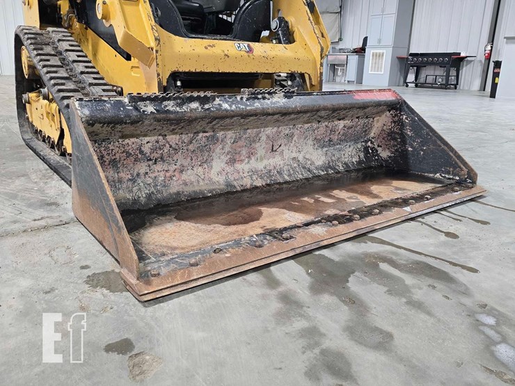 2021-caterpillar-239d3-image-10
