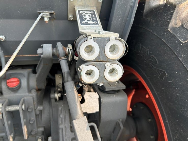 kubota-mx6000-image-19
