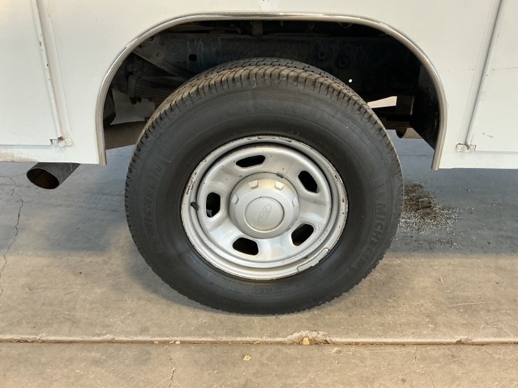 2012-ford-f350-image-8