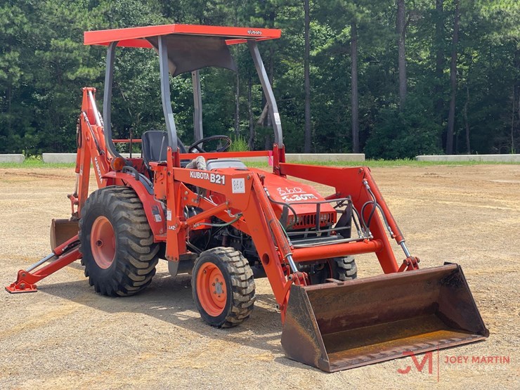 1997-kubota-b21-loader-backhoe-image-1
