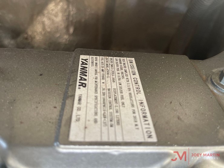 hitachi-zx55u-5a-image-17