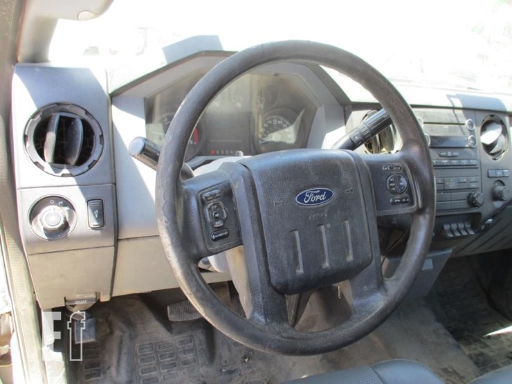 2016-ford-f350-image-10