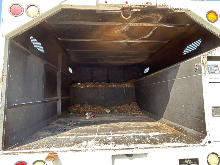 2016-ford-f750-image-23