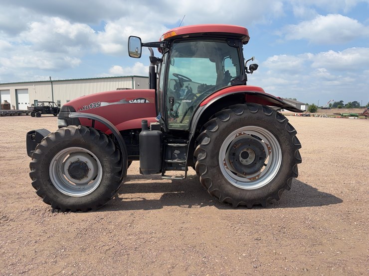 2006-case-ih-mxu135-image-8