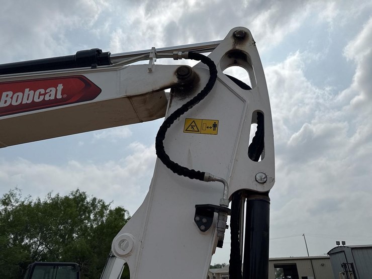 2023-bobcat-e88-image-36