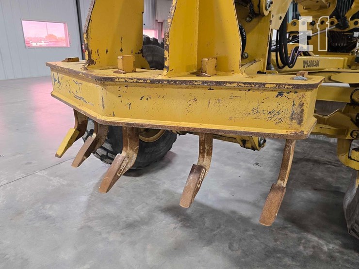 2022-caterpillar-140gc-image-13