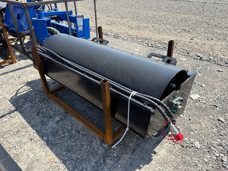#2027-•-unused-future-vr59-60"-skid-steer-vibratory-roller-dyluj260505-inv#49444-image-3