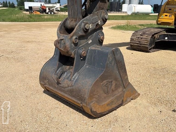 2023-deere-210-p-tier-image-21