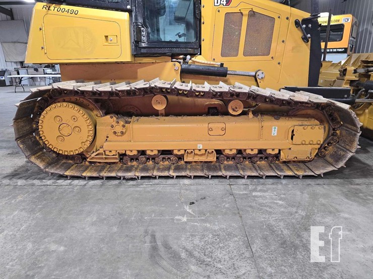 2022-caterpillar-d4-lgp-image-36