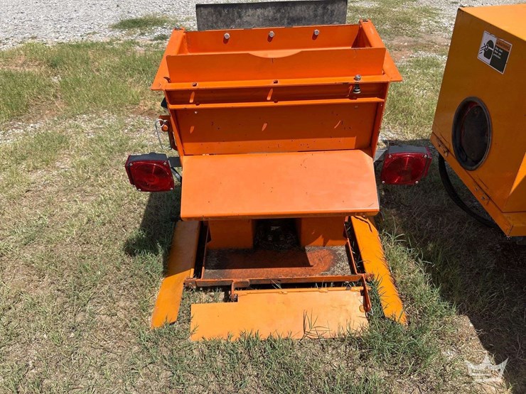 2008-henderson-sand-speader-image-10