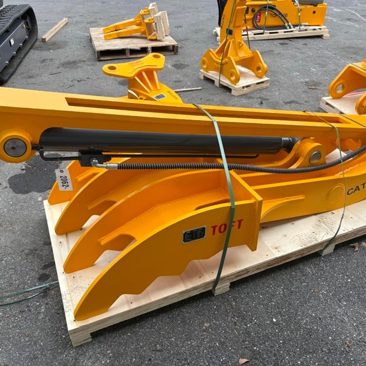 CATERPILLAR 320