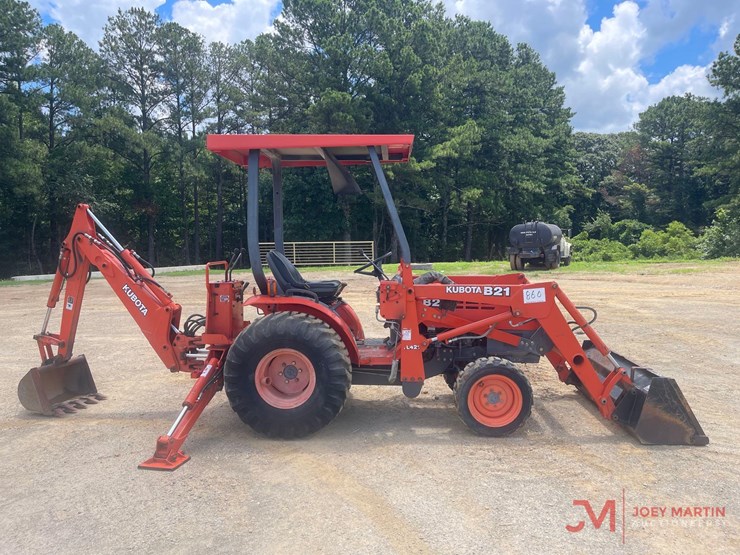 1997-kubota-b21-loader-backhoe-image-2