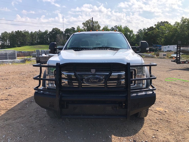 2019-ford-f550-image-4