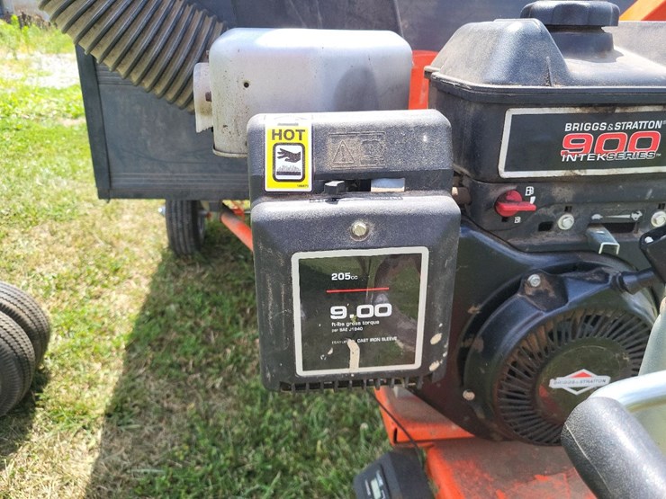 2018-dr-leaf--and-lawn-vacuum-w/chipper---nice-image-9