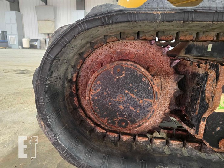 2017-caterpillar-304e2-cr-image-36