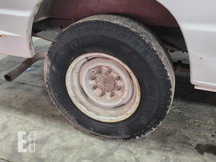 2007-ford-e250-image-19