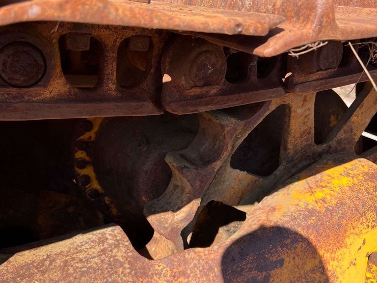 caterpillar-d7-image-10