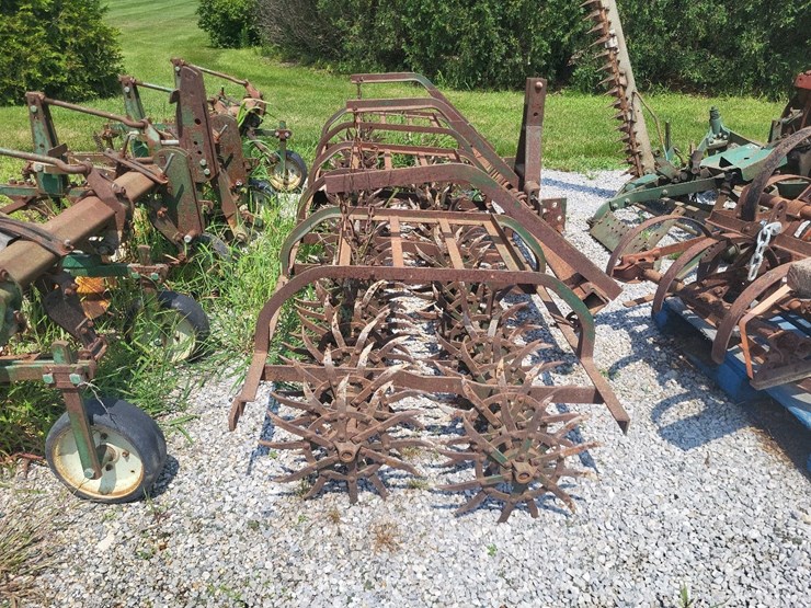 oliver-4r-3pt-hitch-rotary-hoe-image-5