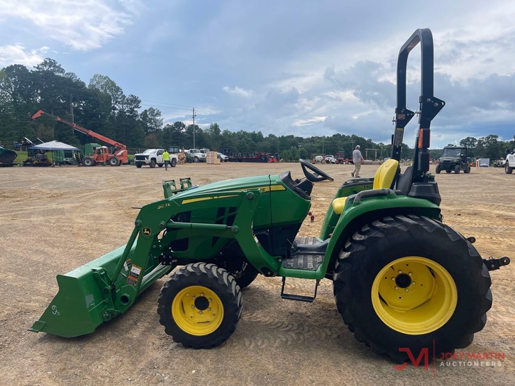 john-deere-3025e-utility-tractor-image-6