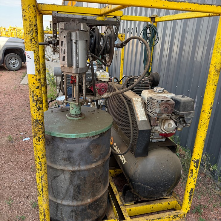 4.6’ x 4.6’ LINCOLN MOD 84806 10K WP GREASE INJECTION PUMP P/B INDUSTRIAL 17 CFM AIR COMPRESSOR