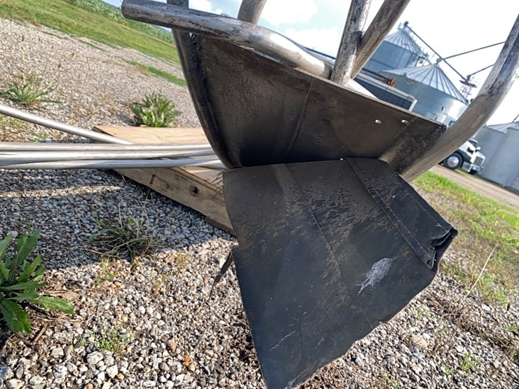 7---tarp-bows-90”-and-rear-cocer-image-9