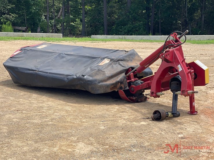 2018-new-holland-h6750-image-1