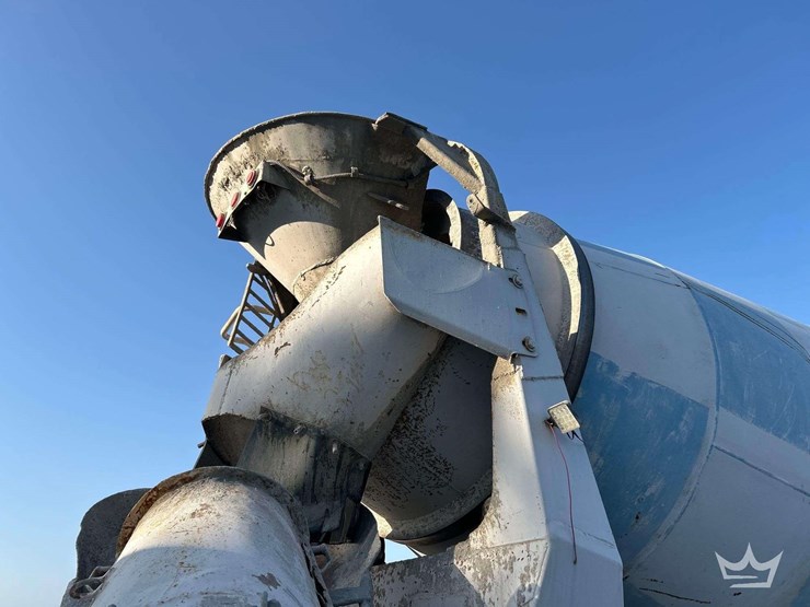 1994-mack-dm690s-image-31