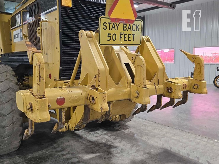2007-caterpillar-140h-image-14