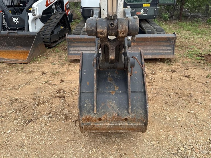2023-bobcat-e88-image-21
