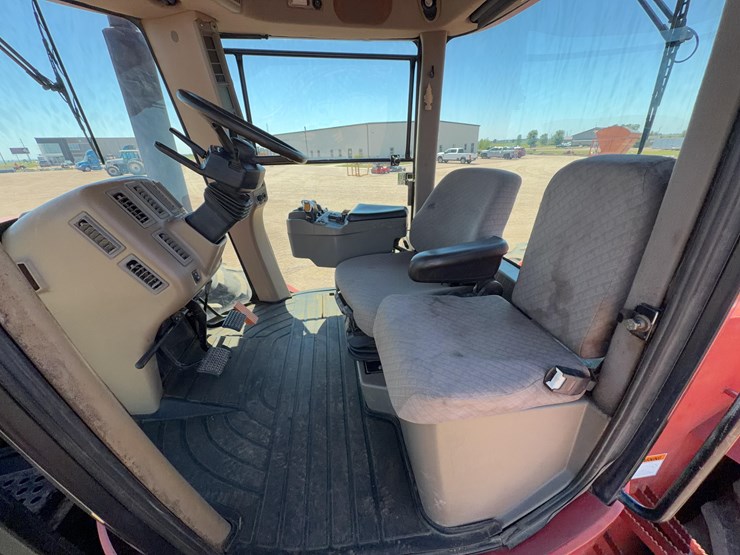 2005-case-ih-325-image-26