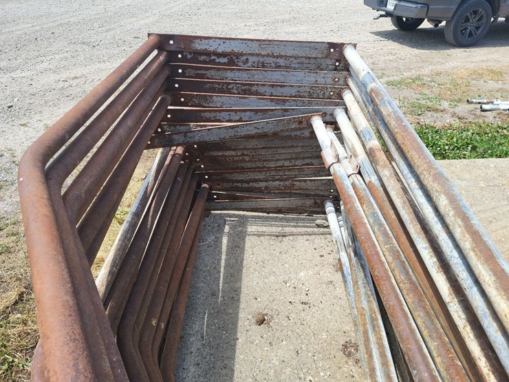 (20)-freestalls-w/(4)-pipe---tag-#1247-image-9