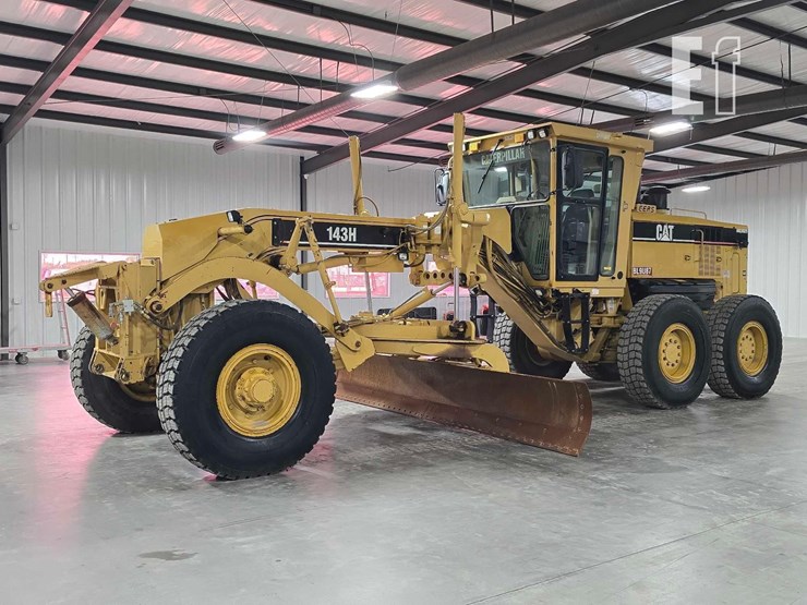 2006-caterpillar-143h-image-1