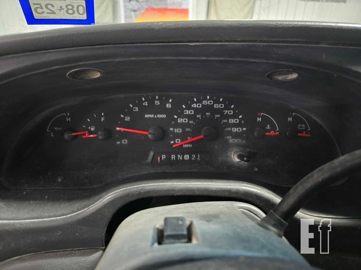 2007-ford-e250-image-12